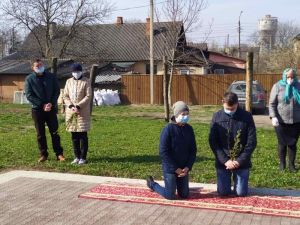 IMG-76bd9714fcf1d15bc7b15679fb16dfbd-V